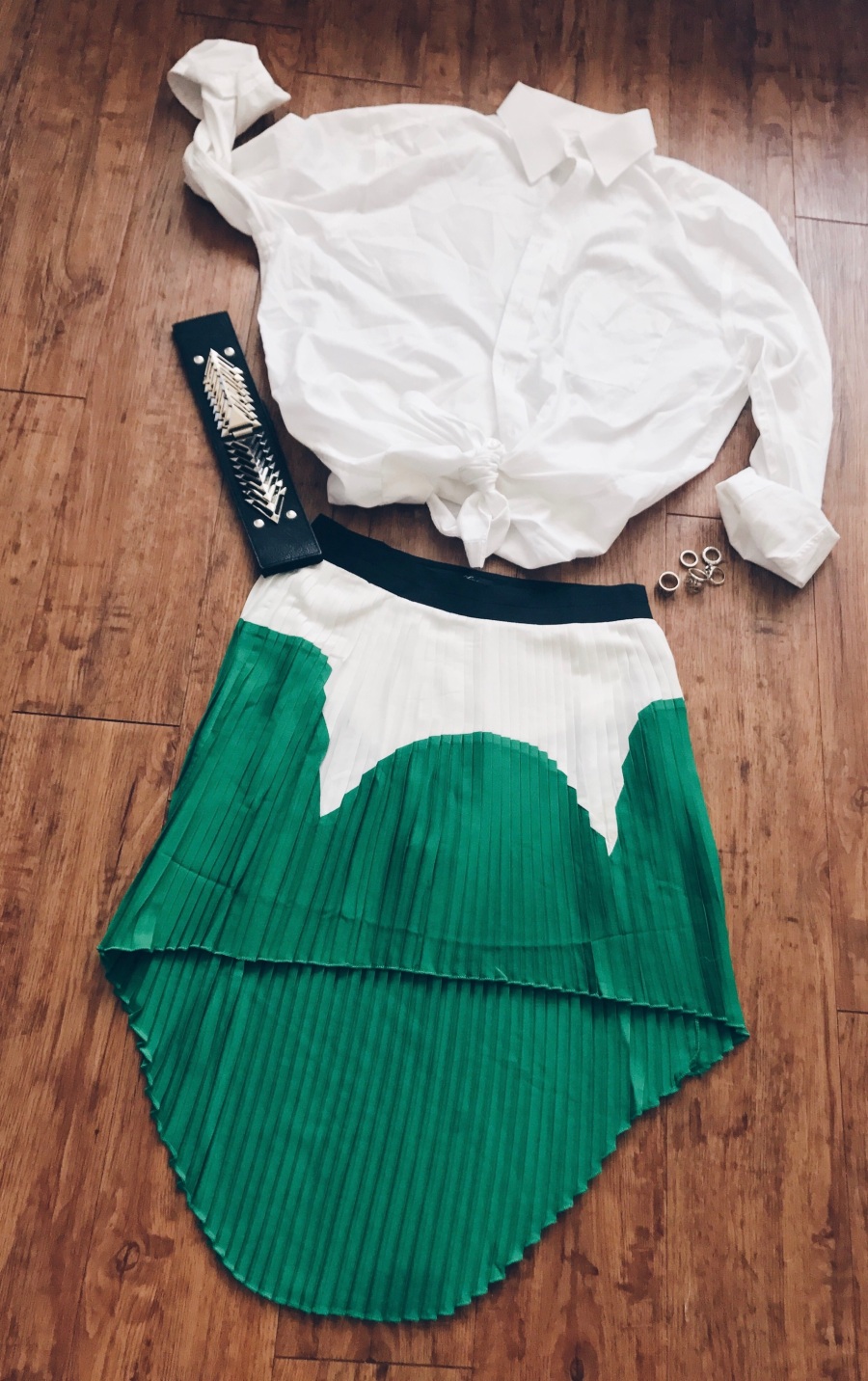 colorblock pleated skirt